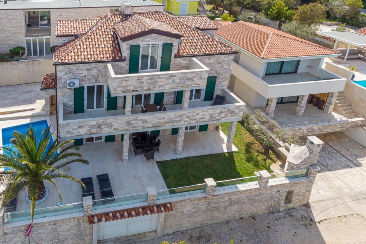 Villa Milena With Pool And Sea View Crveni Vrh Kültér fotó